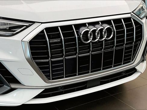 Certified 2025 Audi Q3 2.0T Premium Plus w/ Premium Plus Package image 31