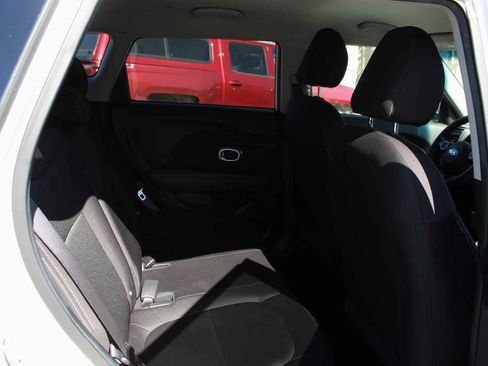 Used 2016 Kia Soul w/ Option Group 020 image 23