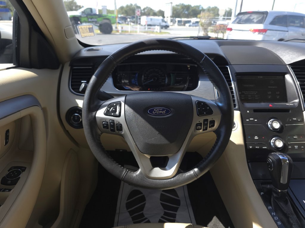 Used 2015 Ford Taurus SEL w/ Equipment Group 201A FWD image 22