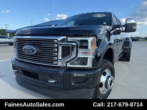 Used 2021 Ford F350 Platinum image 1