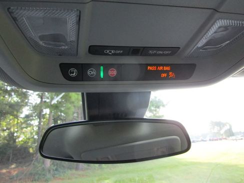 Used 2023 Chevrolet Equinox LS w/ LS Convenience Package FWD image 35