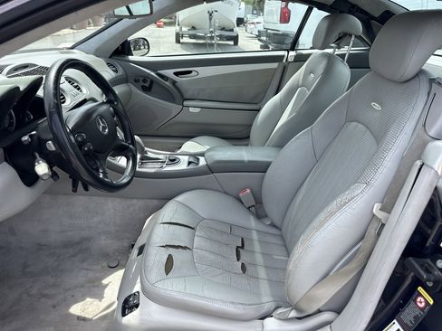 Used 2006 Mercedes-Benz SL 55 AMG image 9