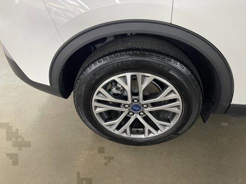 Certified 2022 Ford Escape SEL w/ Technology Package image 18