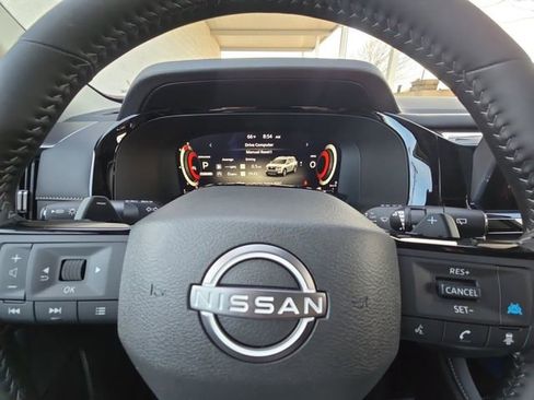 New 2026 Nissan Pathfinder SL image 25