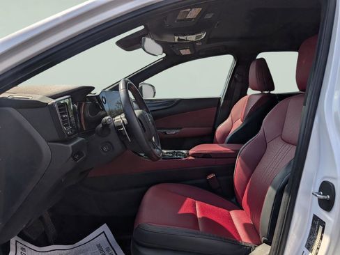 Used 2024 Lexus NX 350 AWD image 9