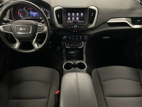 Used 2022 GMC Terrain SLE image 13