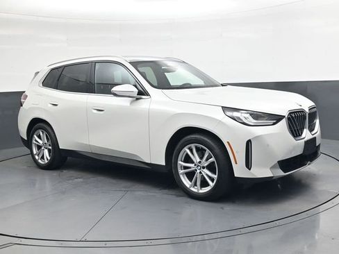 Used 2025 BMW X3 xDrive30i image 2