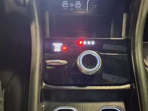 Used 2024 Jeep Grand Cherokee L Limited w/ Luxury Tech Group II AWD/4WD image 25