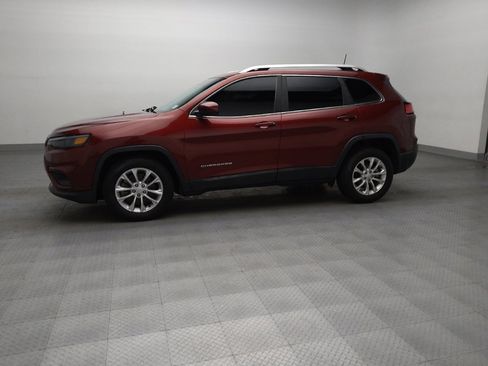 Used 2019 Jeep Cherokee Latitude w/ Popular Appearance Group FWD image 2