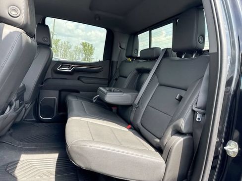 Used 2023 Chevrolet Silverado 1500 RST AWD/4WD image 23