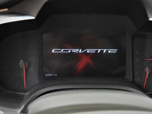 Used 2017 Chevrolet Corvette Stingray Coupe w/ Carbon Flash Badge Package RWD image 9