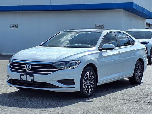 Used 2021 Volkswagen Jetta SE FWD image 23