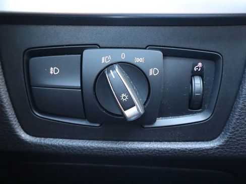 Used 2009 BMW 328i Coupe image 18