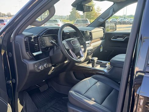 New 2026 GMC Sierra 1500 Elevation w/ Elevation Premium Package image 10
