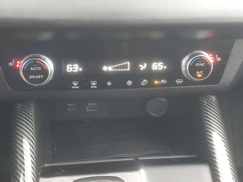 Used 2023 Mitsubishi Outlander SE AWD/4WD image 23