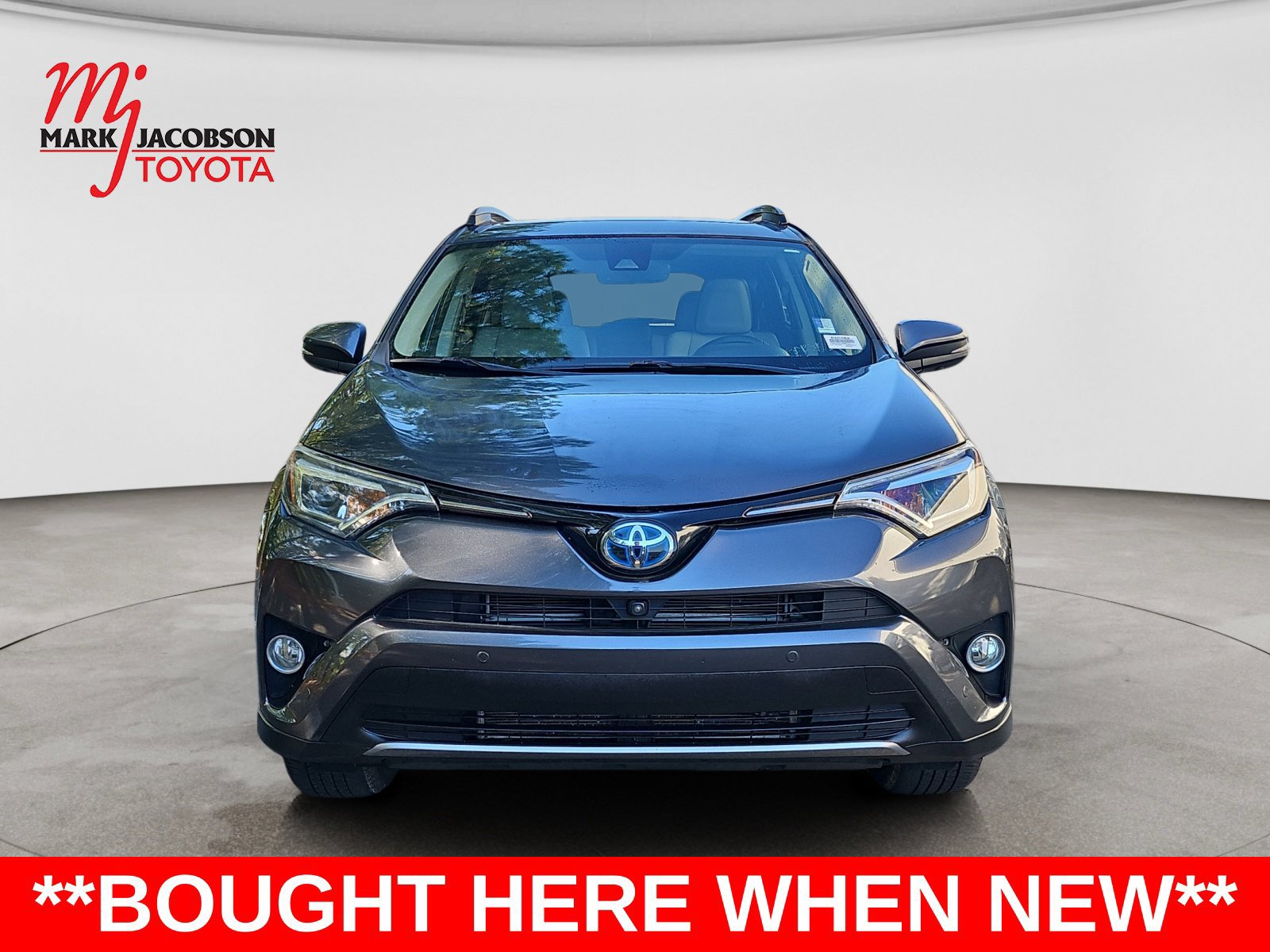 Used 2017 Toyota RAV4 Limited w/ Advanced Technology Package AWD/4WD image 2