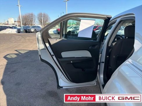 Used 2010 Chevrolet Equinox LS image 25