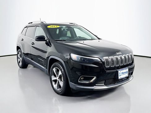 Used 2019 Jeep Cherokee Limited AWD/4WD image 1