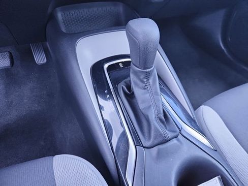 Used 2023 Toyota Corolla LE w/ LE Convenience Package FWD image 20