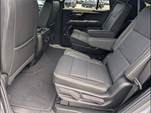 Used 2026 Chevrolet Tahoe Premier w/ Sun And Tow Package RWD image 15