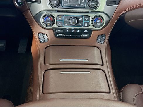 Used 2015 Chevrolet Tahoe LTZ image 35