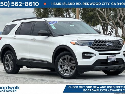 Used 2021 Ford Explorer XLT w/ Equipment Group 202A image 1