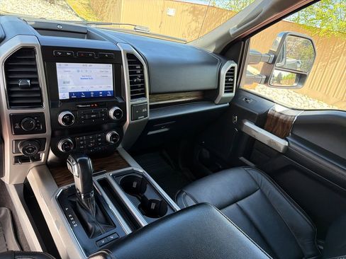 Certified 2020 Ford F150 Lariat w/ Equipment Group 502A Luxury AWD/4WD image 17