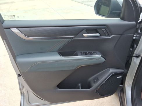 New 2025 GMC Acadia AT4 image 17