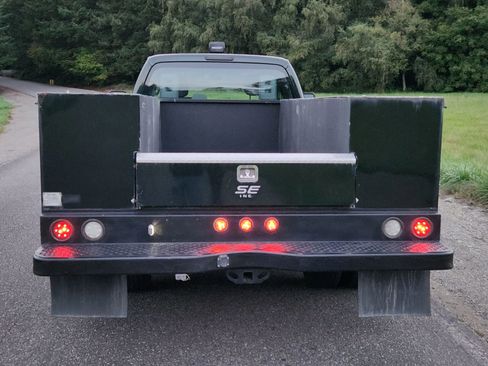 Used 2015 Ford F350 XL w/ Power Equipment Group image 4