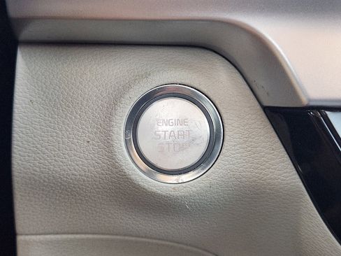 Certified 2021 Kia Telluride S image 23