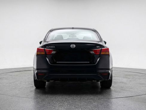 Used 2025 Nissan Altima 2.5 SV image 7