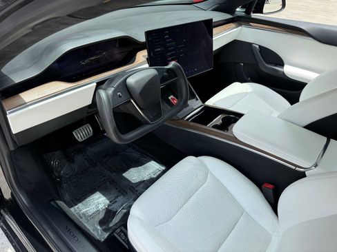 Used 2023 Tesla Model S AWD/4WD image 15