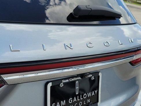 Certified 2022 Lincoln Corsair FWD image 11