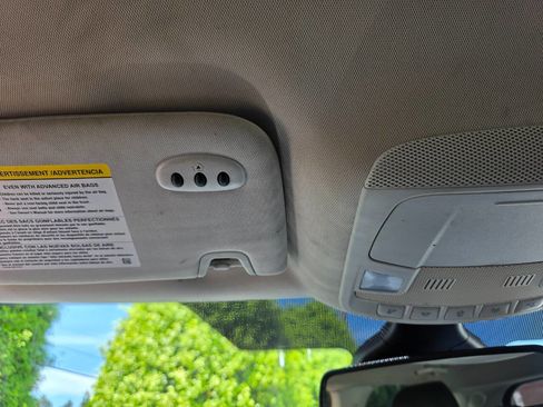 Used 2022 Ford Edge Titanium image 28