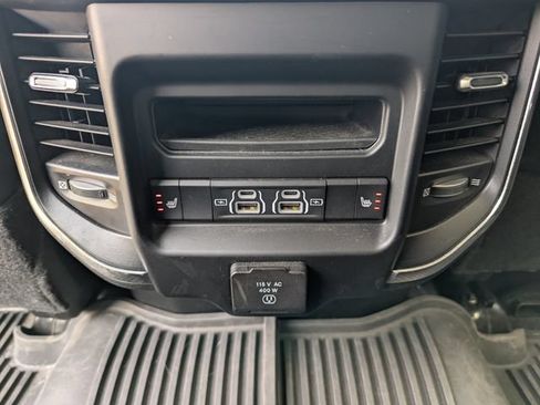 Used 2023 RAM 2500 Laramie AWD/4WD image 5