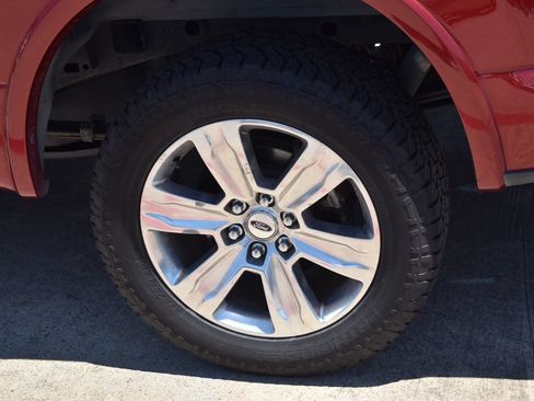 Used 2018 Ford F150 Platinum w/ Equipment Group 701A Luxury AWD/4WD image 10