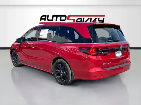 Used 2024 Honda Odyssey Sport image 5