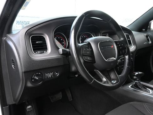 Used 2023 Dodge Charger SXT RWD image 15