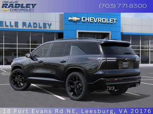 New 2026 Chevrolet Traverse RS w/ LPO, Floor Liner Package image 3