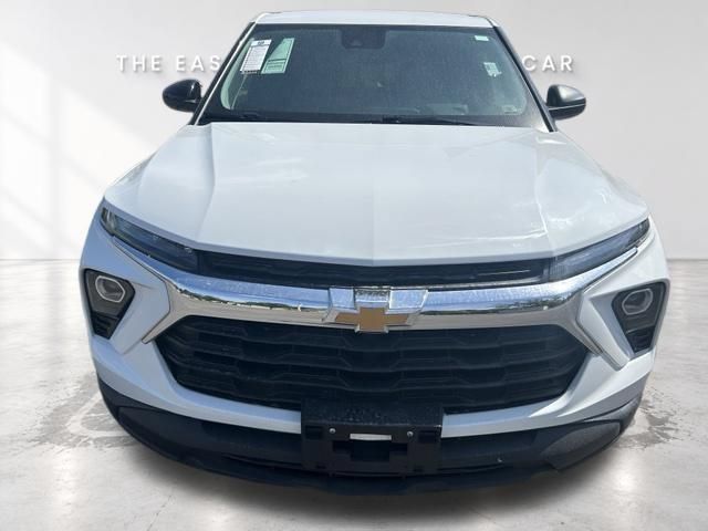 Used 2026 Chevrolet TrailBlazer LS w/ LS Convenience Package FWD image 13