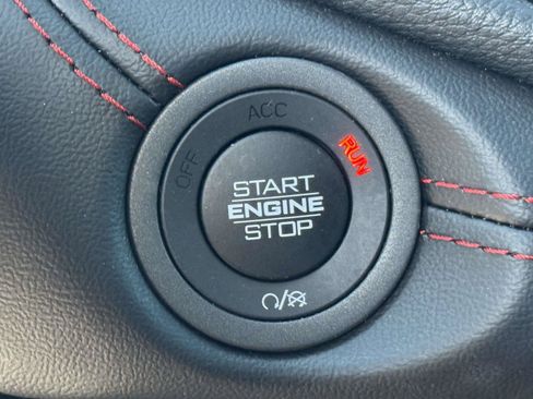 Used 2025 Dodge Durango GT AWD/4WD image 11