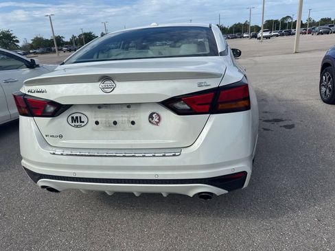 Used 2020 Nissan Altima 2.5 SL FWD image 4