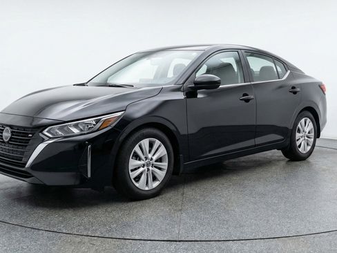 Used 2025 Nissan Sentra S FWD image 3