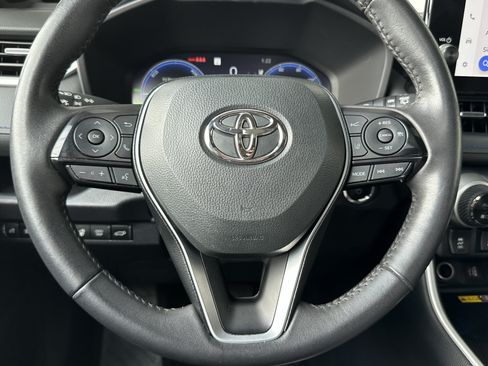 Used 2025 Toyota RAV4 XSE w/ Advanced Technology Package AWD/4WD image 23