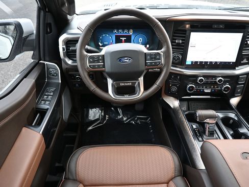 New 2025 Ford F150 King Ranch w/ FX4 Off-Road Package image 23