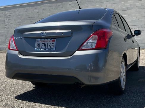Used 2016 Nissan Versa S image 48