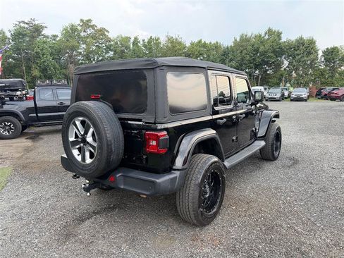 Used 2019 Jeep Wrangler Unlimited Sahara w/ Safety Group AWD/4WD image 4