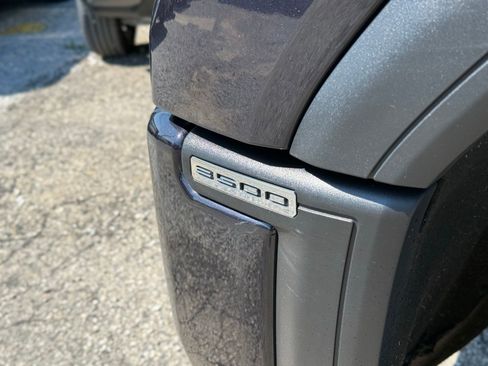 Used 2024 GMC Sierra 3500 Denali Ultimate AWD/4WD image 41