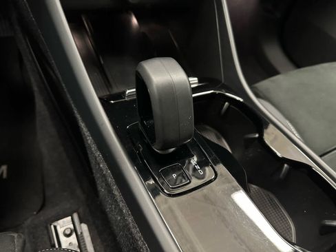 Used 2023 Volvo C40 P8 Recharge Plus image 30