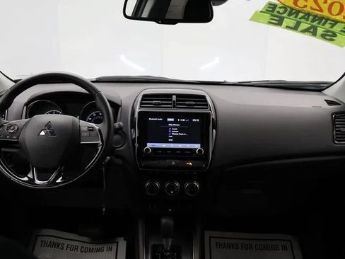 Used 2025 Mitsubishi Outlander Sport LE AWD/4WD image 19